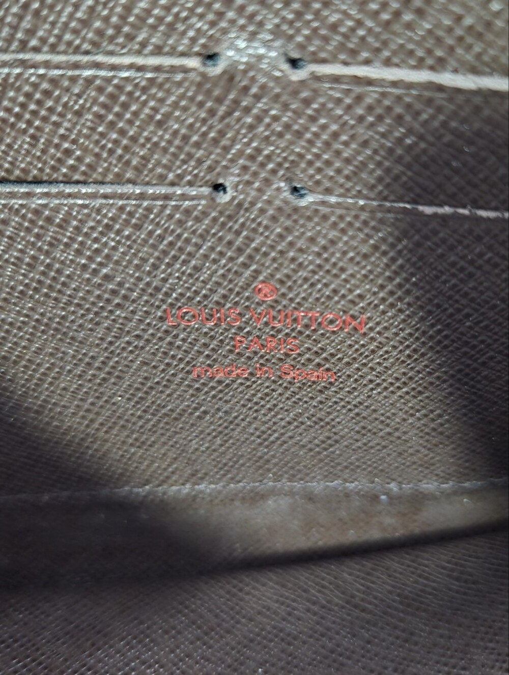 Louis Vuitton Wallet - Picture 9 of 13